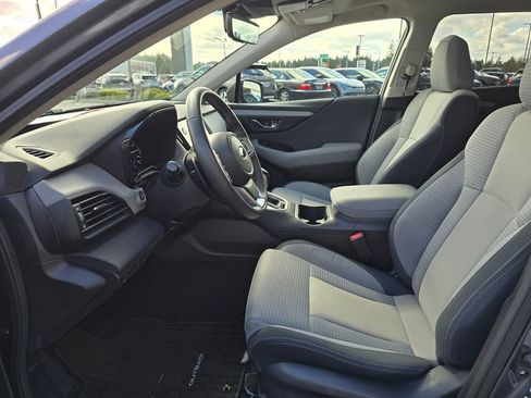 Certified 2025 Subaru Outback Premium image 8