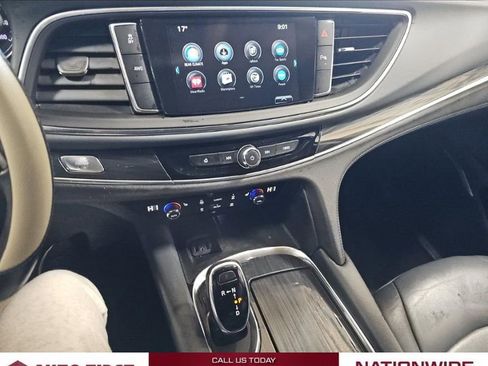 Used 2019 Buick Enclave Essence image 10