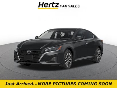 Used 2025 Nissan Altima 2.5 SV
