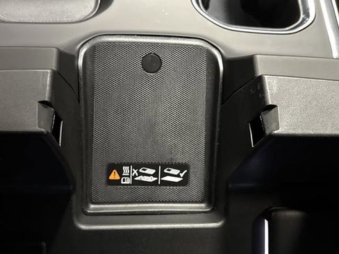 Used 2025 GMC Sierra 1500 Elevation w/ Elevation Premium Package image 26