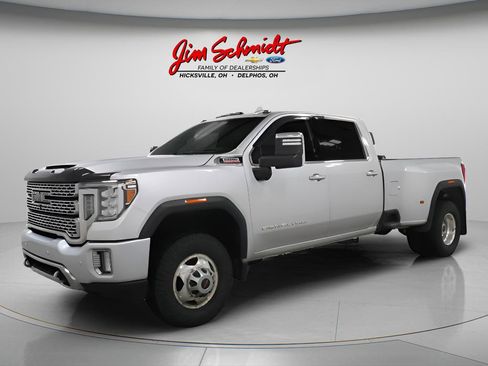 Used 2021 GMC Sierra 3500 Denali w/ Denali Ultimate Package image 2