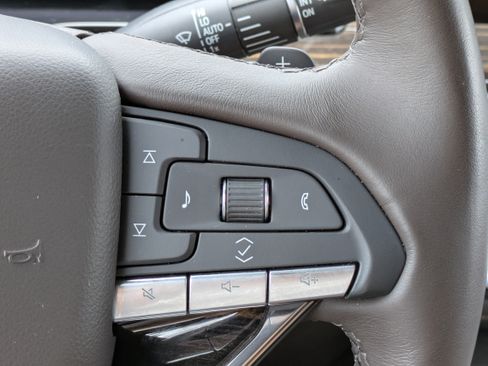 Certified 2023 Cadillac Escalade Premium Luxury RWD image 24