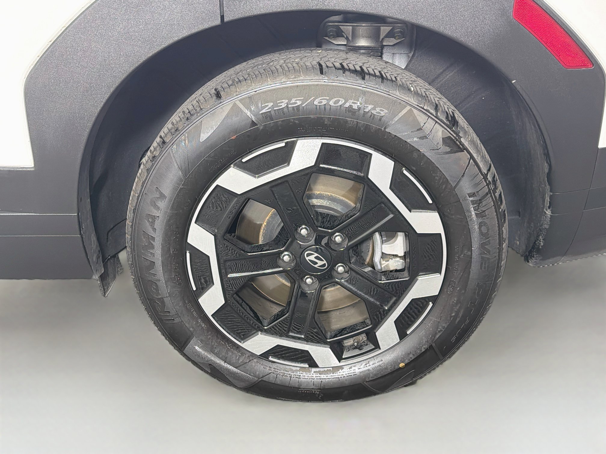 Used 2026 Hyundai Santa Fe SEL FWD image 11