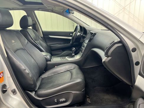 Used 2009 INFINITI G37 X image 21