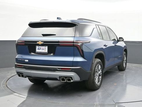 New 2026 Chevrolet Traverse LT w/ Driver Confidence Package image 12