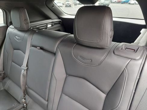 Used 2023 Cadillac XT4 Premium Luxury FWD image 34