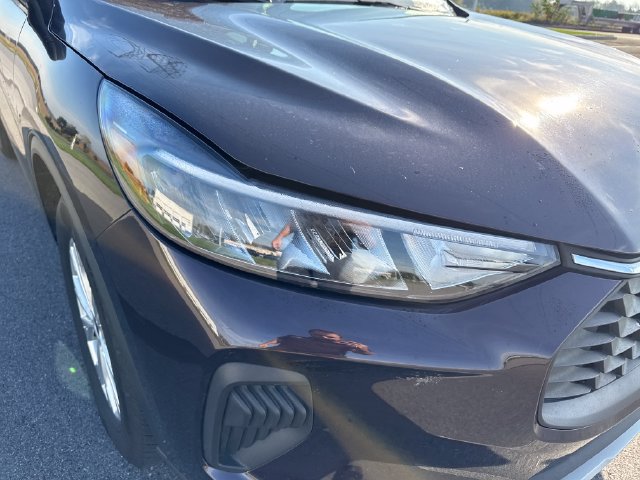 Used 2023 Ford Escape Active AWD/4WD image 12
