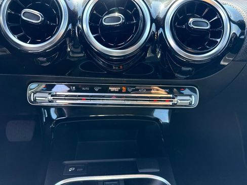 Used 2019 Mercedes-Benz A 220 image 15