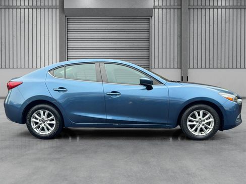 Used 2018 MAZDA MAZDA3 Sport w/ Preferred Equipment Package FWD image 31