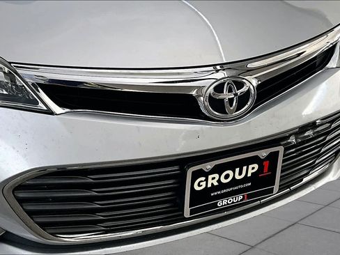 Used 2014 Toyota Avalon XLE FWD image 29