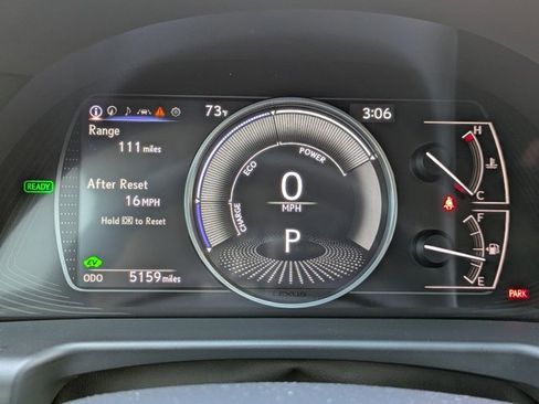 Used 2025 Lexus ES 300h w/ Premium Package image 11