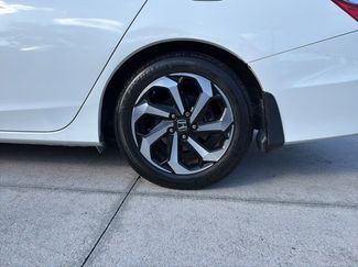 Used 2017 Honda Accord EX-L video 2