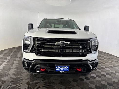 Used 2026 Chevrolet Silverado 2500 LT w/ Trail Boss Package AWD/4WD image 3