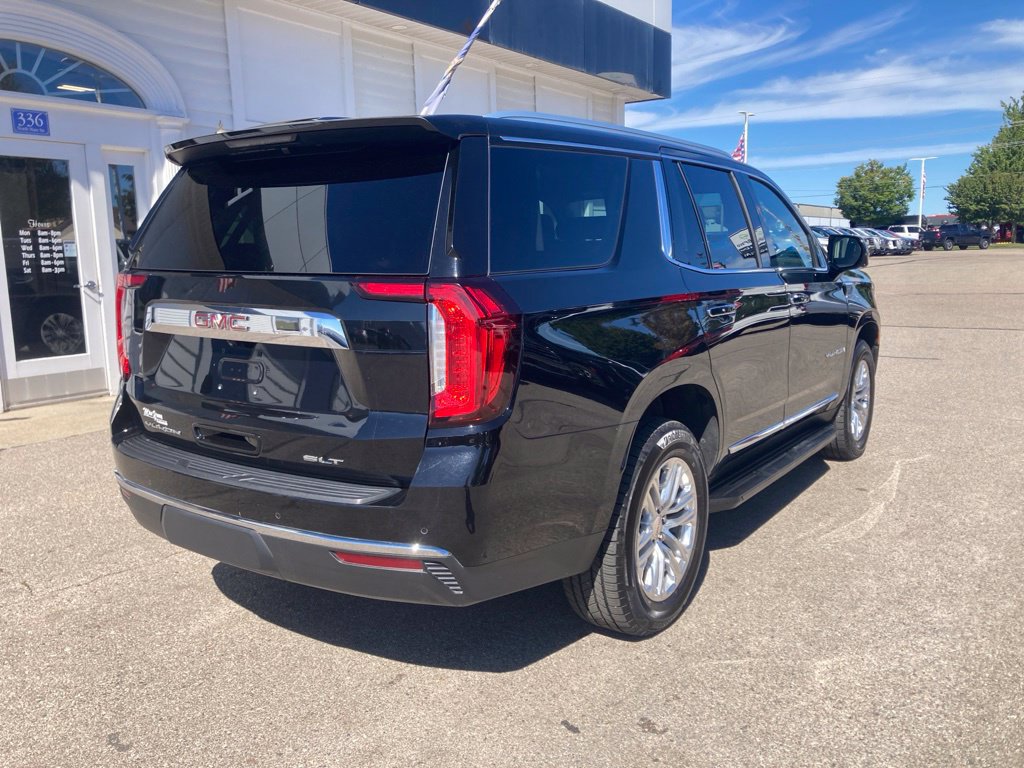 Certified 2023 GMC Yukon SLT w/ SLT Luxury Package AWD/4WD image 5