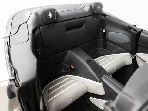 Certified 2024 Ferrari Roma Spider image 60