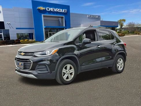 Used 2019 Chevrolet Trax LT w/ LT Convenience Package AWD/4WD image 33