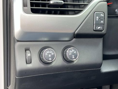 Used 2016 Chevrolet Tahoe LTZ AWD/4WD image 34