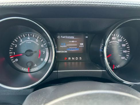 Used 2017 Ford Mustang GT RWD image 22