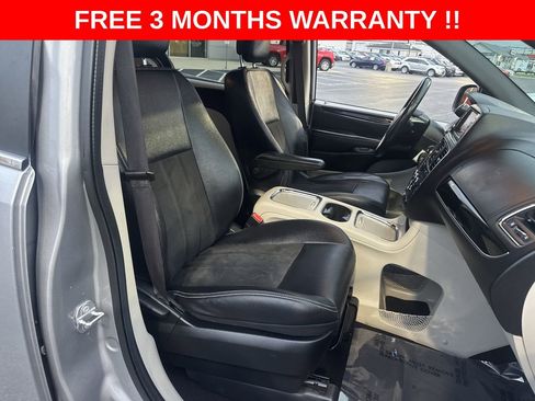 Used 2019 Dodge Grand Caravan SXT FWD image 20