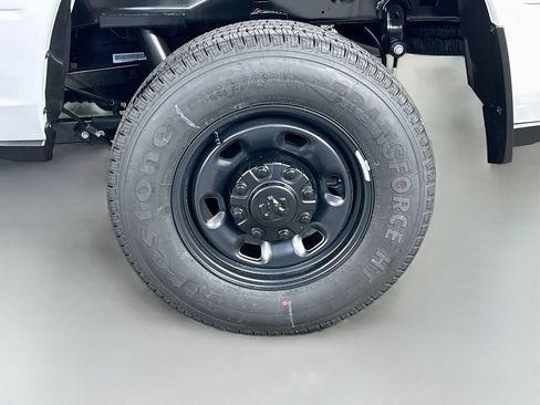 New 2027 RAM 2500 Tradesman AWD/4WD image 16