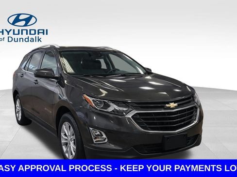 Used 2018 Chevrolet Equinox LT w/ Sun & Infotainment Package AWD/4WD image 3