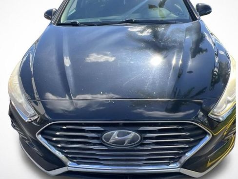 Used 2018 Hyundai Sonata Limited w/ Cargo Package FWD image 1
