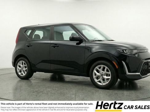 Used 2025 Kia Soul LX w/ LX Technology Package image 1