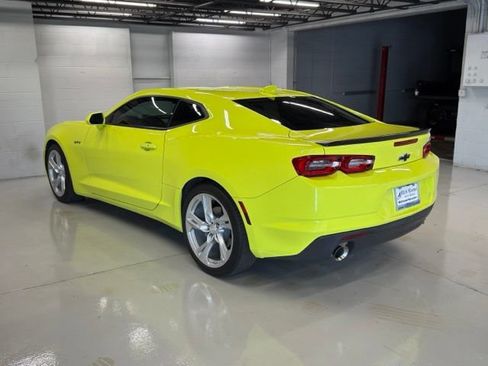 Used 2021 Chevrolet Camaro LT RWD image 6
