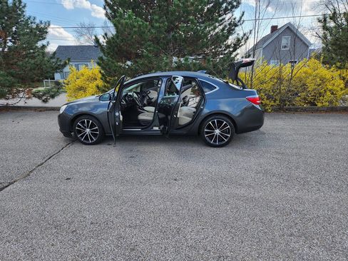 Used 2017 Buick Verano Sport Touring FWD image 18