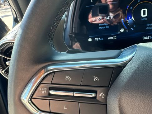 Used 2025 Chevrolet Equinox LT w/ Convenience Package II image 24