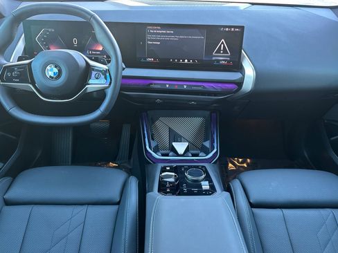 Used 2025 BMW X3 xDrive30i w/ Convenience Package image 17
