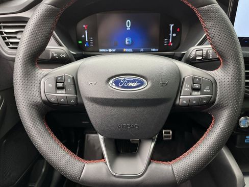 Used 2023 Ford Escape ST-Line w/ Tech Pack #1 AWD/4WD image 18