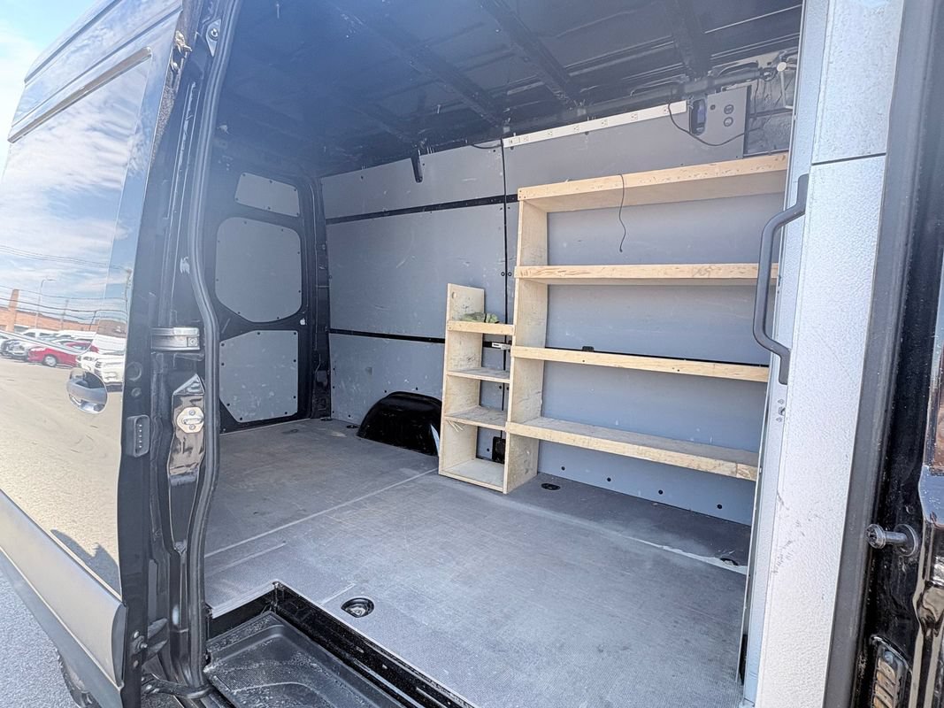 Used 2019 Mercedes-Benz Sprinter 1500 image 17