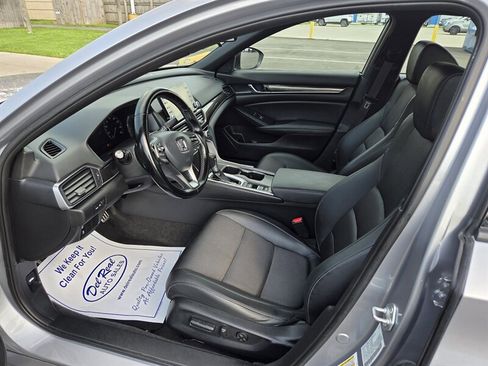 Used 2022 Honda Accord Sport image 10