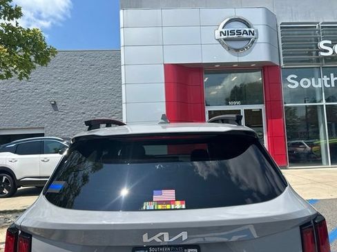 Certified 2022 Kia Sorento SX Prestige AWD/4WD image 6