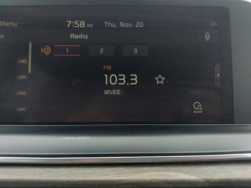 Used 2021 Kia Telluride EX w/ EX Premium Package image 25