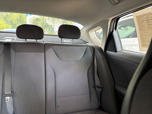 Used 2025 Kia K4 FWD image 38