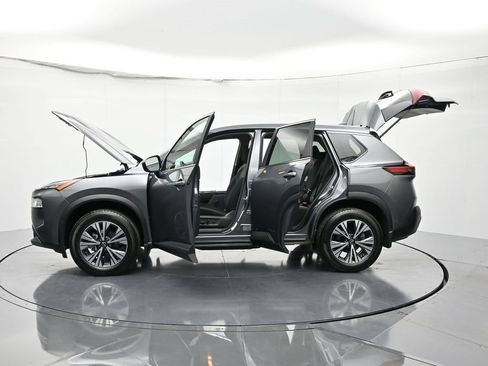 Used 2023 Nissan Rogue SV image 54