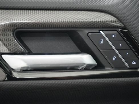 New 2026 Chevrolet Silverado 2500 ZR2 w/ LPO, Dark Essentials Package image 12