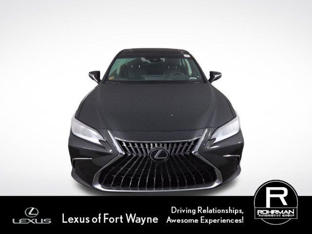 Used 2024 Lexus ES 300h w/ Accessory Package (Z1) FWD image 3