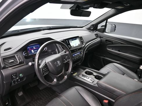 Certified 2024 Honda Passport TrailSport image 12