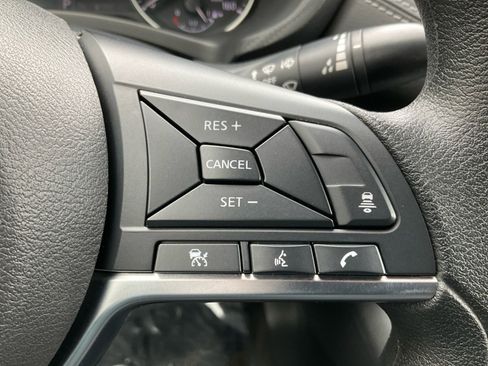 Used 2024 Nissan Sentra SV image 18