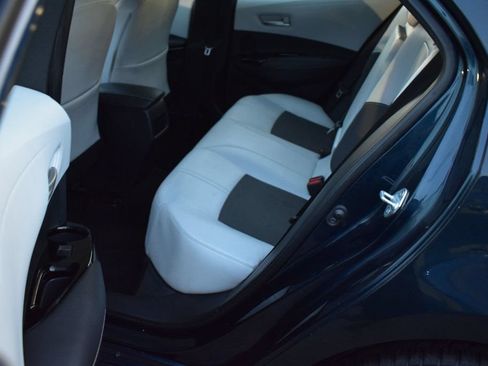 Used 2020 Toyota Corolla XSE FWD image 19