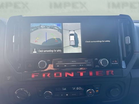 Used 2025 Nissan Frontier PRO-4X w/ Pro Convenience Package AWD/4WD image 11