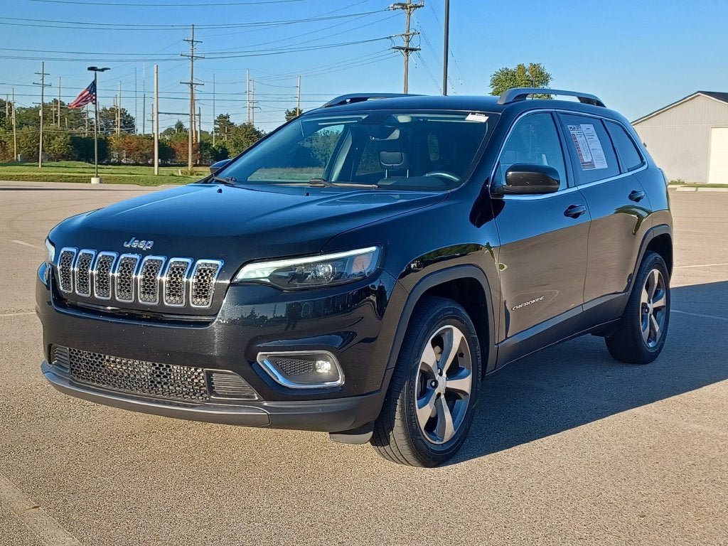 Used 2019 Jeep Cherokee Limited AWD/4WD image 2