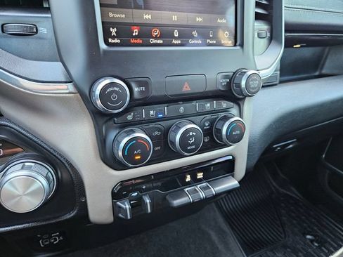 Used 2021 RAM 1500 Laramie AWD/4WD image 30