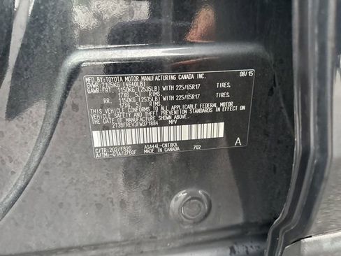 Used 2015 Toyota RAV4 LE w/ Four Season Floor Mat Package image 8