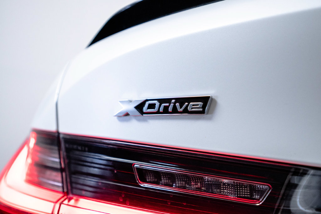 Used 2023 BMW M3 Competition AWD/4WD image 13