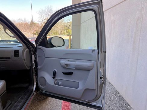 Used 2007 Chevrolet Silverado 1500 W/T image 44