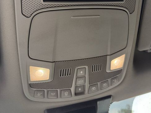 Used 2021 Ford F250 Lariat AWD/4WD image 23